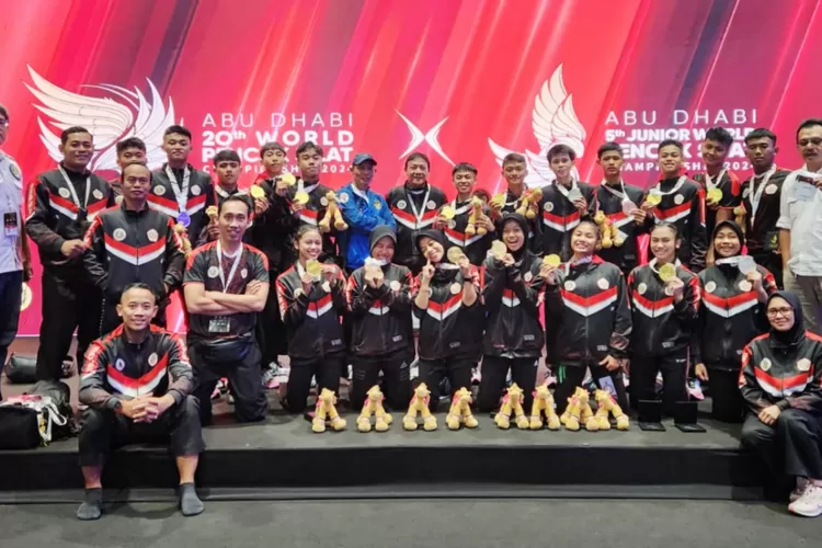 Picsart_24-12-25_05-36-28-190-1271491474